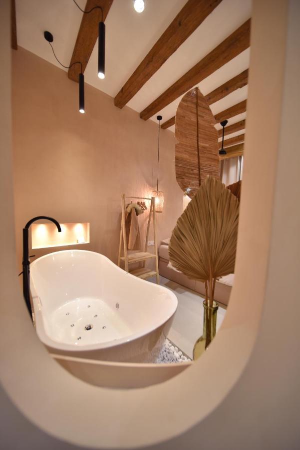 La Loge Du Reveur - Spa - Vieux-Lyon Extérieur photo
